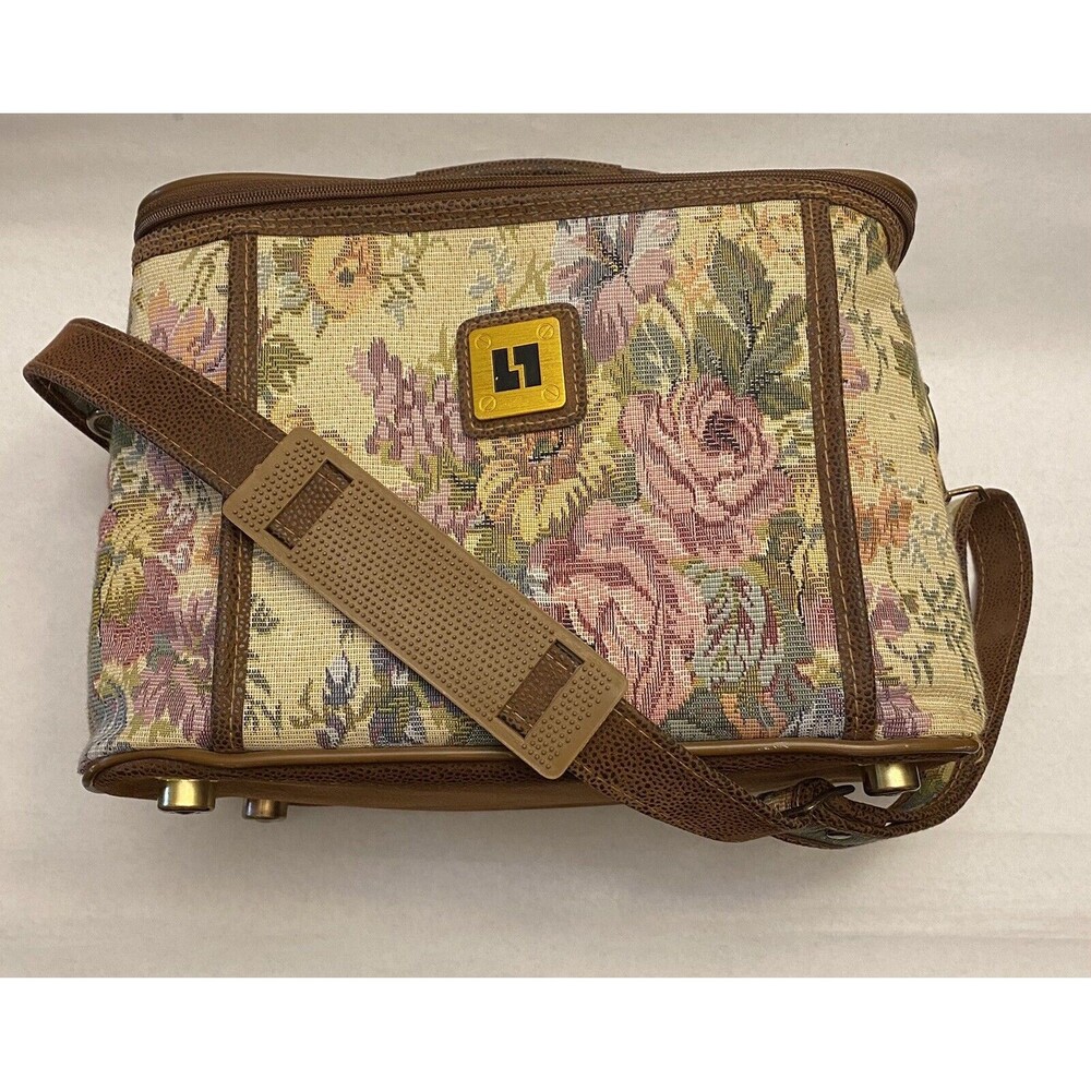 Leisure Brand Travel Shoulder Bag - Rose/Floral with Leather
